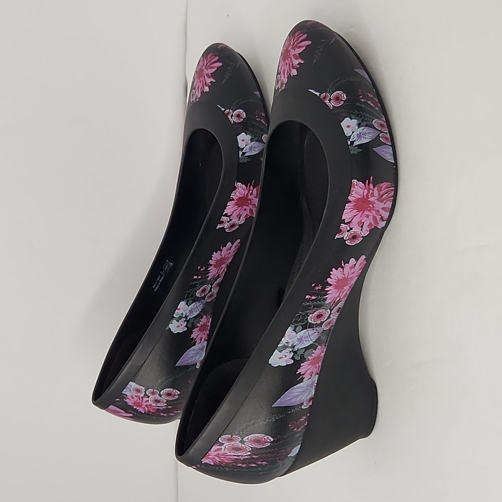Crocs Lina floral wedge shoes